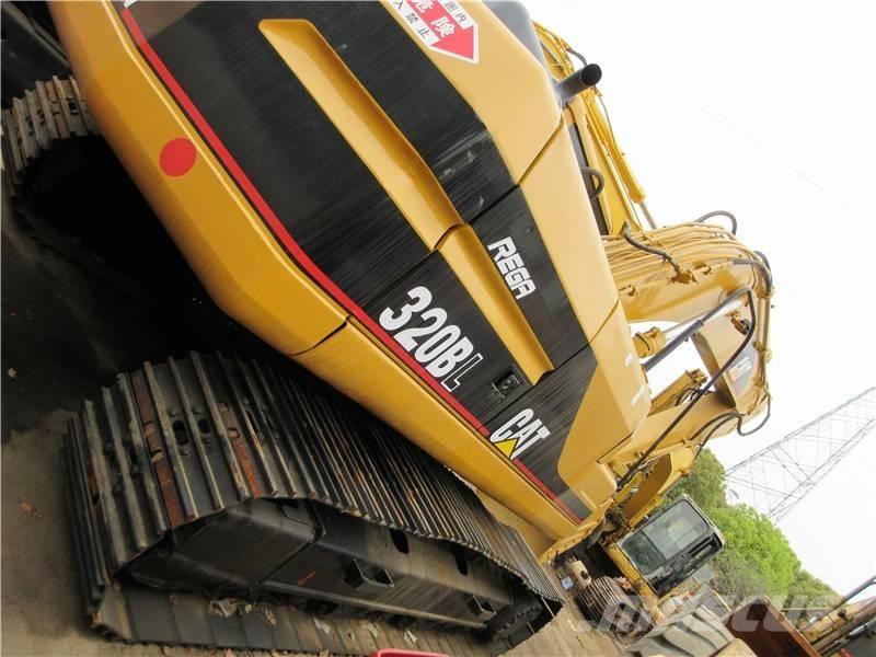 CAT 320 B L Lánctalpas kotrók