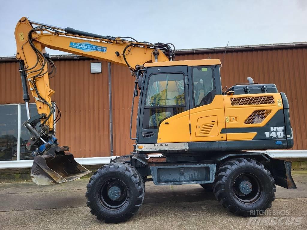 Hyundai HW 140 Mobil daruk