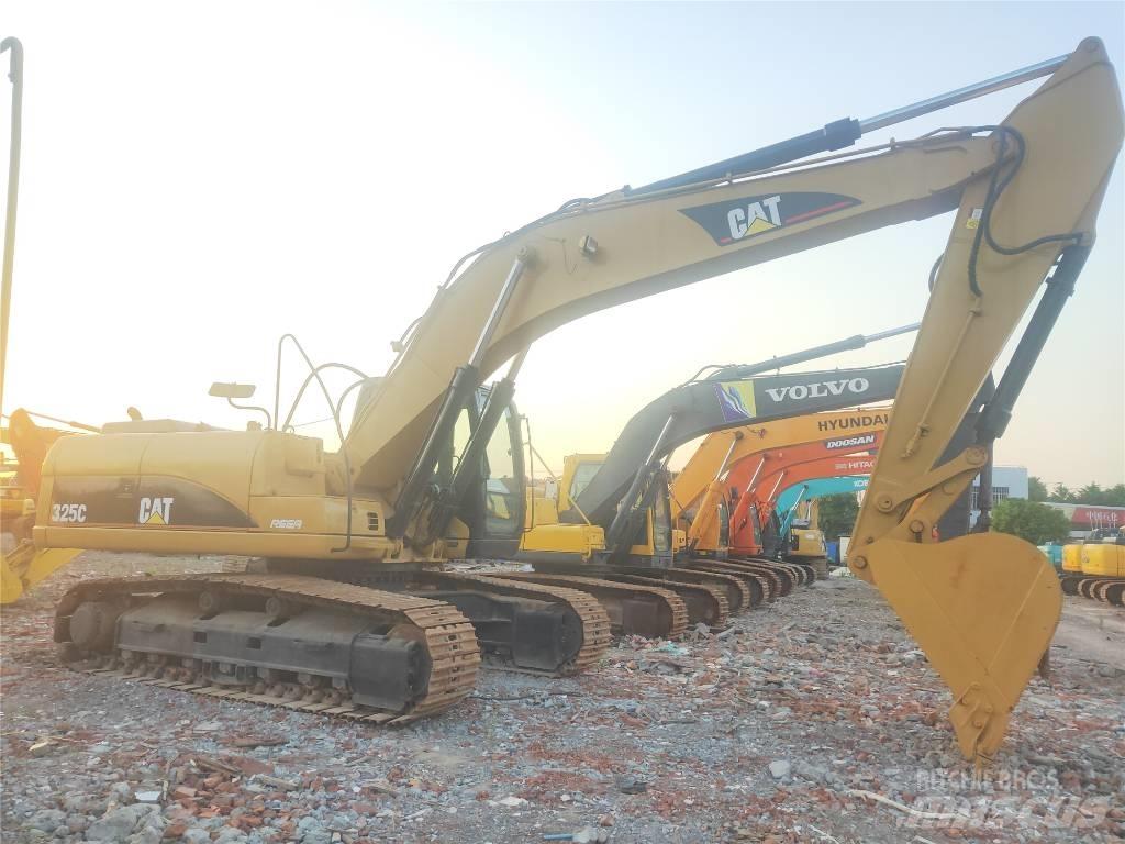 CAT 325 C Lánctalpas kotrók
