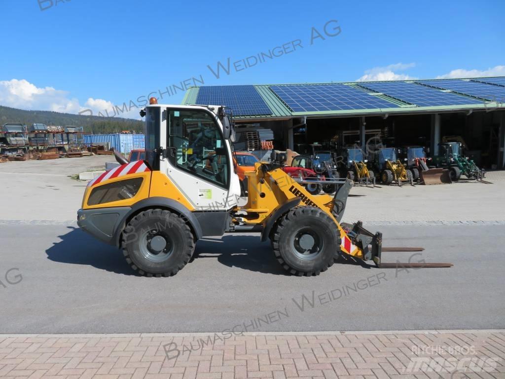 Liebherr L506C Gumikerekes homlokrakodók