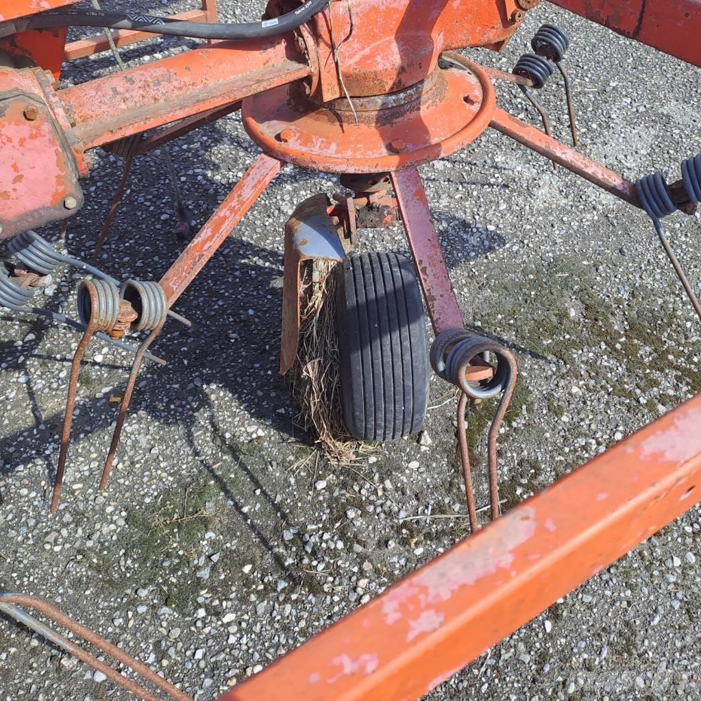 Kuhn GF 6301 M H Rendkészítő