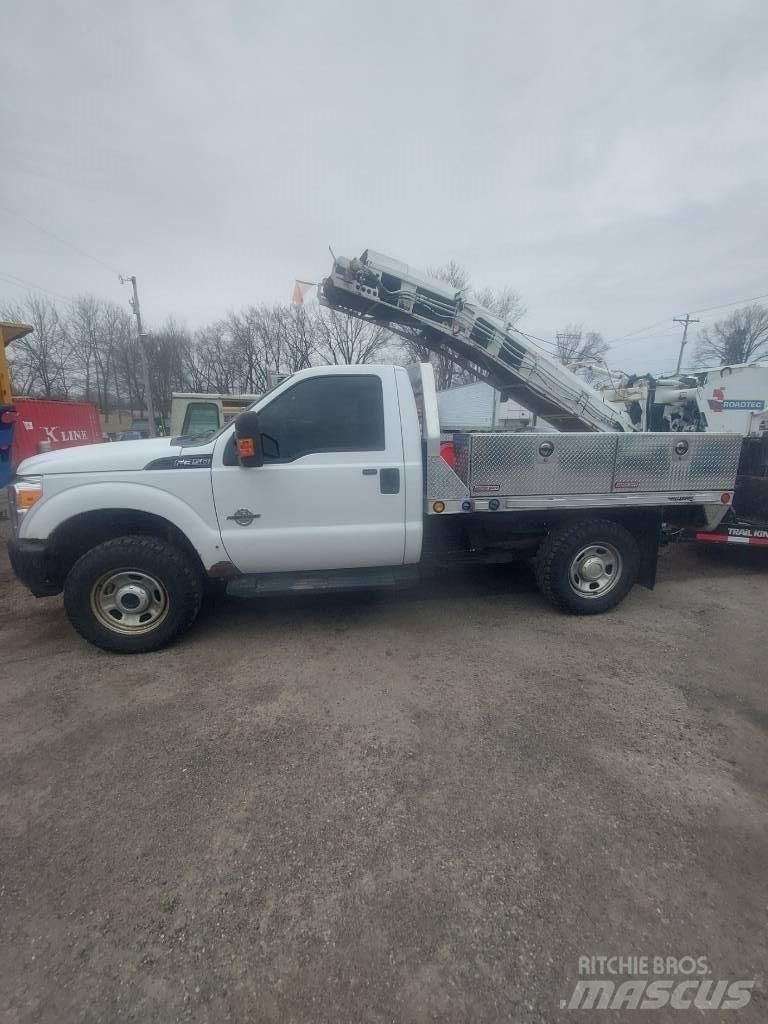 Ford F350 Egyéb