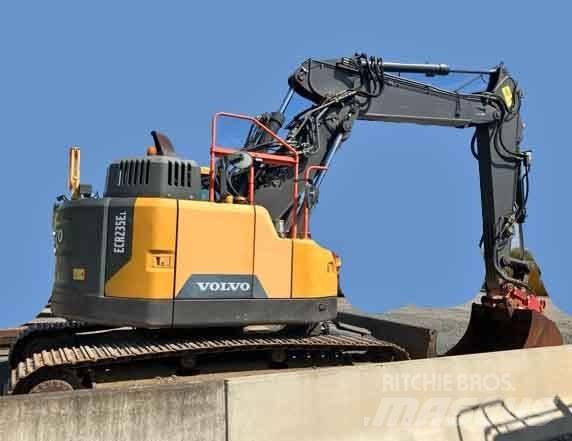 Volvo ECR 235 E Lánctalpas kotrók