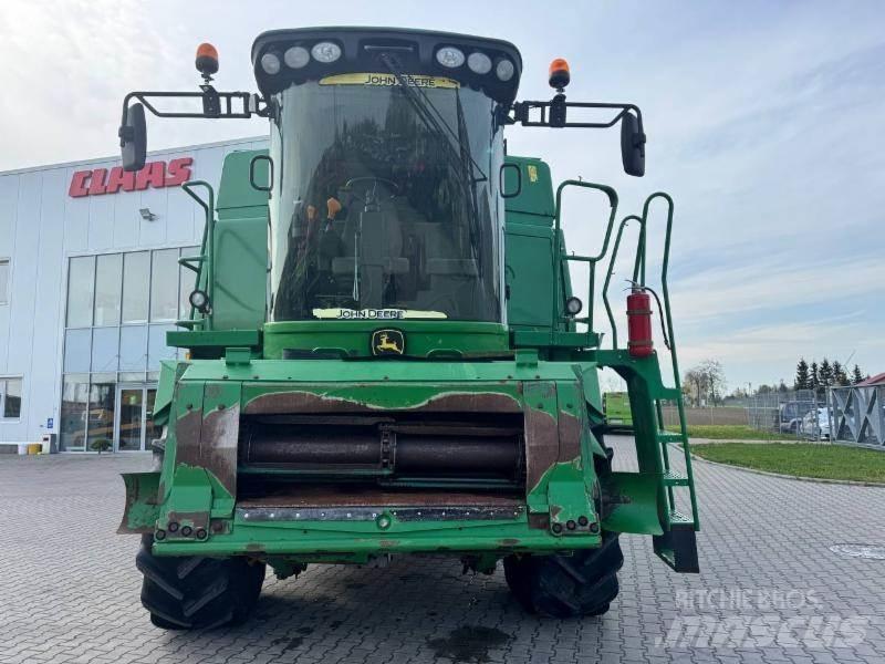 John Deere T 550 Kombájnok