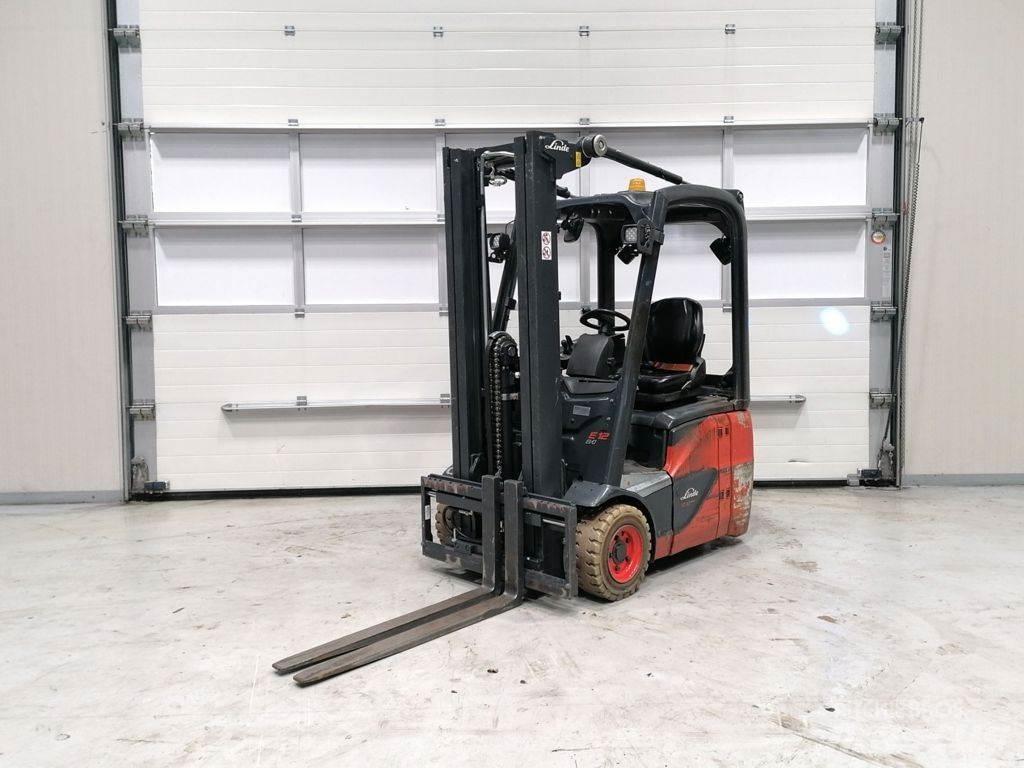 Linde E12-02 Elektromos targoncák