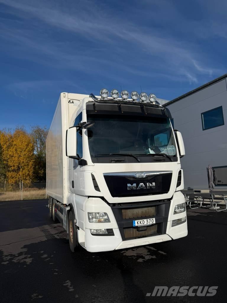 MAN TGX 26.480 6x2 Dobozos teherautók