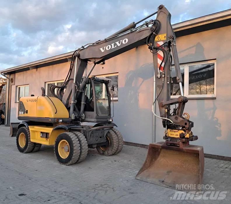 Volvo EW 140 Gumikerekes kotrók