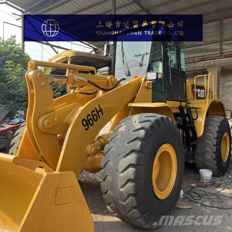 CAT 966 H Gumikerekes homlokrakodók
