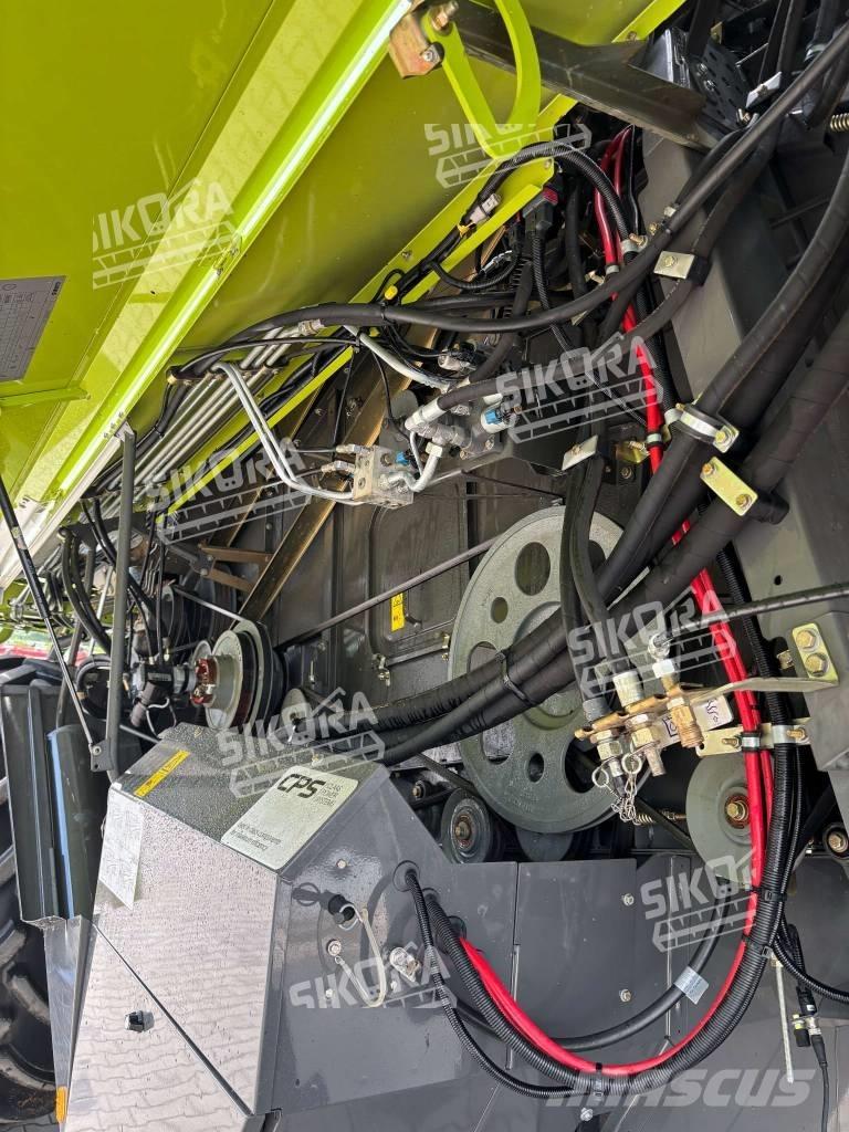 CLAAS Tucano 320 Kombájnok