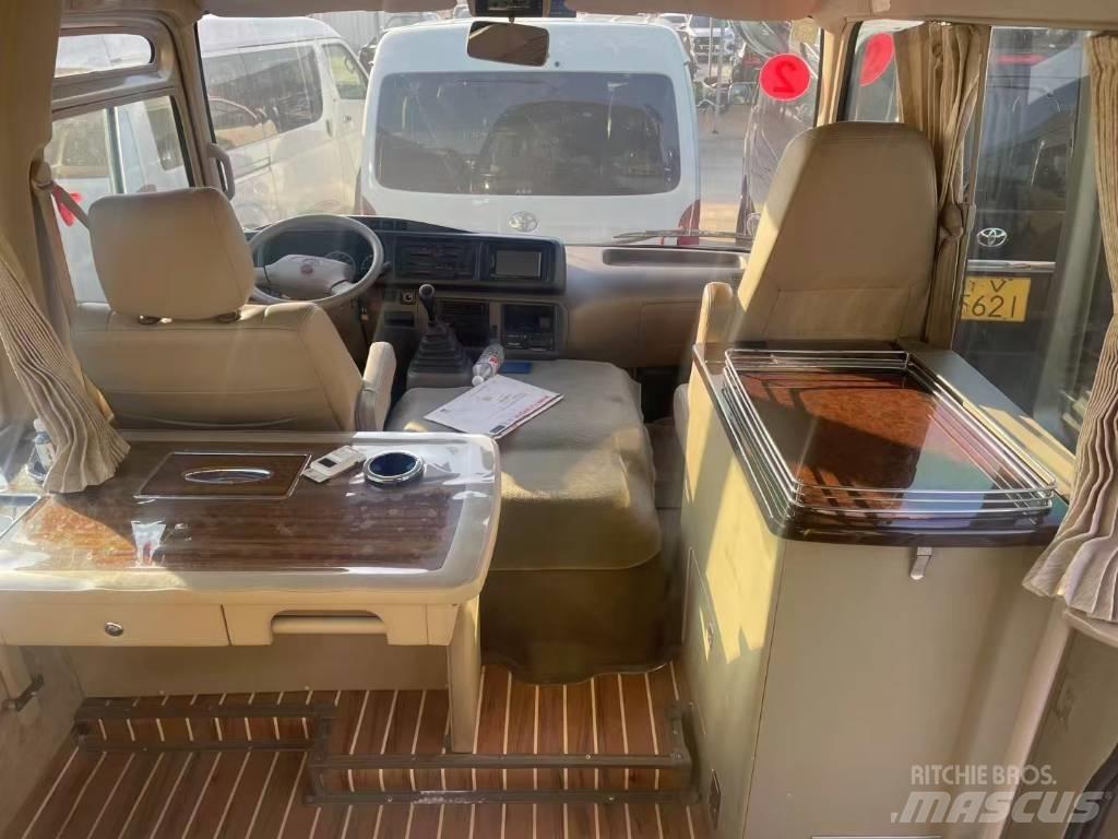 Toyota Coaster Távolsági buszok