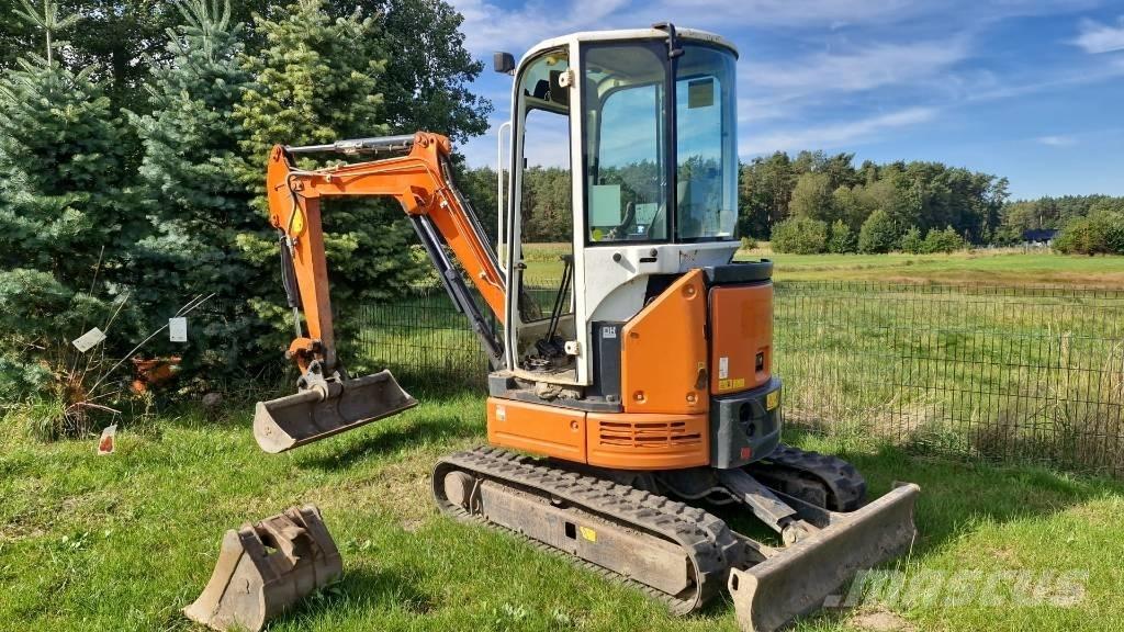 Hitachi ZX 26 Mini kotrók < 7t