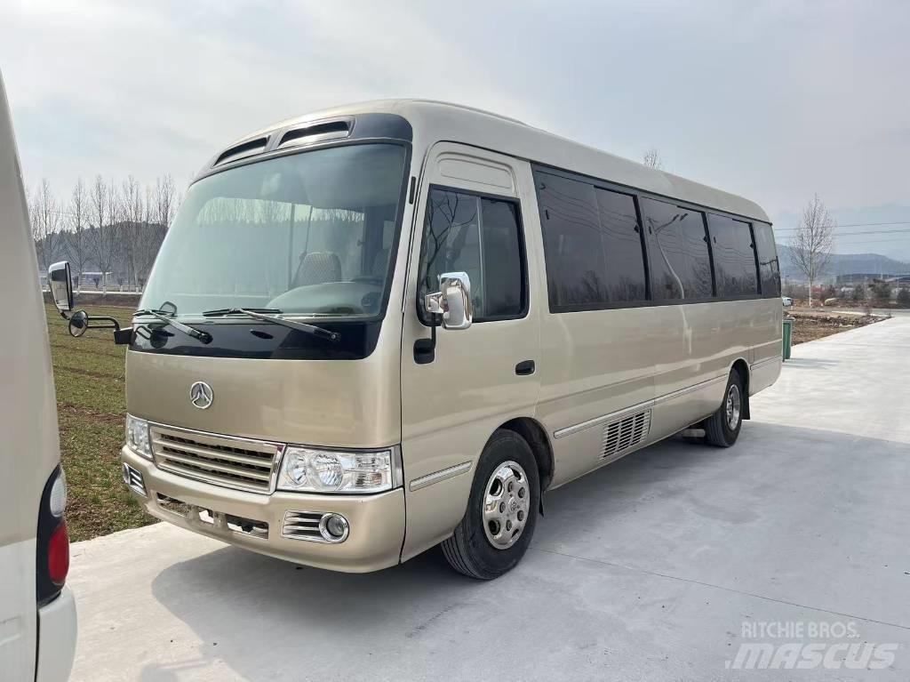 Toyota Coaster Távolsági buszok