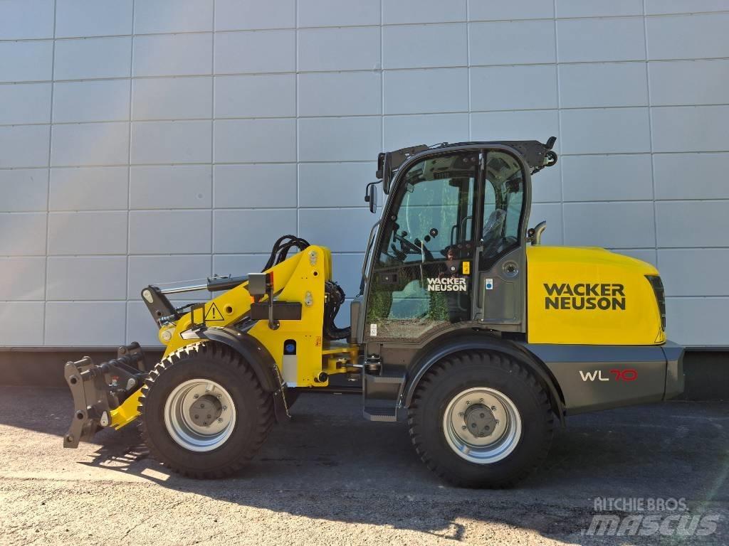 Wacker Neuson WL 70 Gumikerekes homlokrakodók