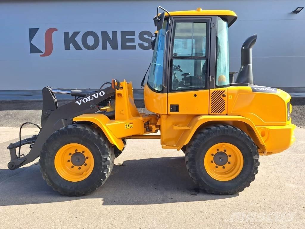 Volvo L35G Gumikerekes homlokrakodók