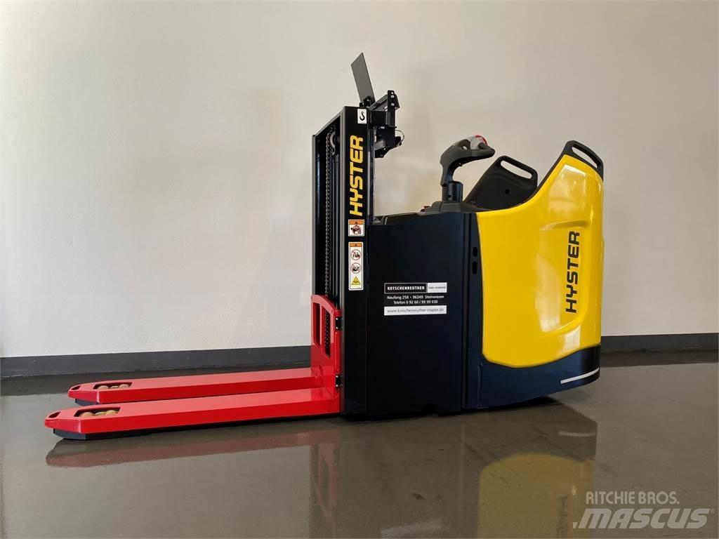 Hyster S2.0SD Gyalogkíséretű targonca
