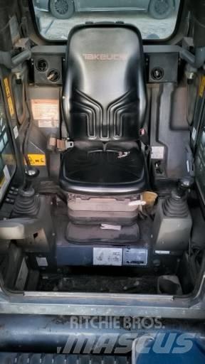 Takeuchi TL8 Kompaktrakodók