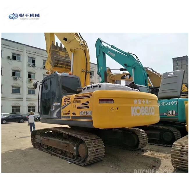 Kobelco SK 250 Lánctalpas kotrók