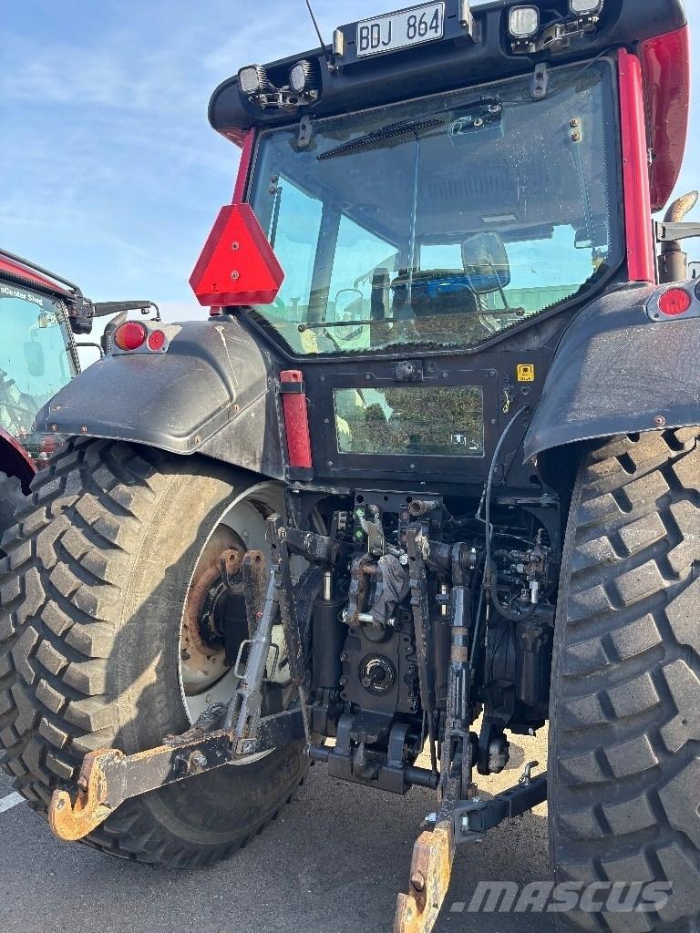Valtra 191 HITECH Traktorok