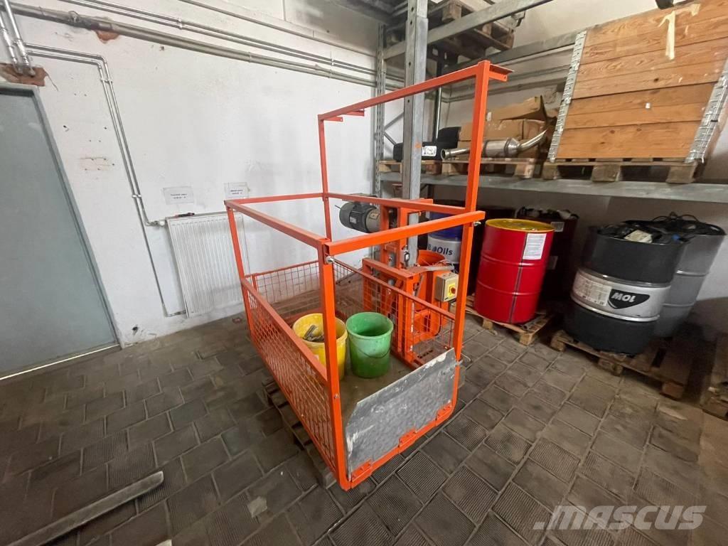 Ebbs & Radinger ZL200 Építőipari felvonók