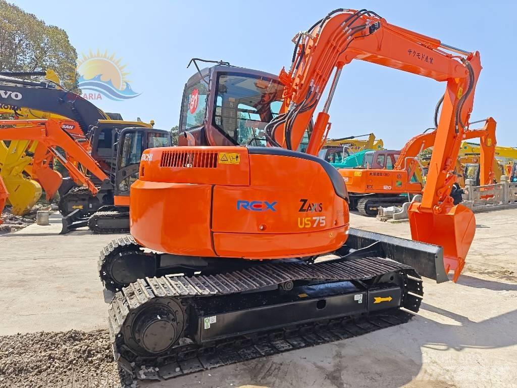 Hitachi ZX 75 Lánctalpas kotrók