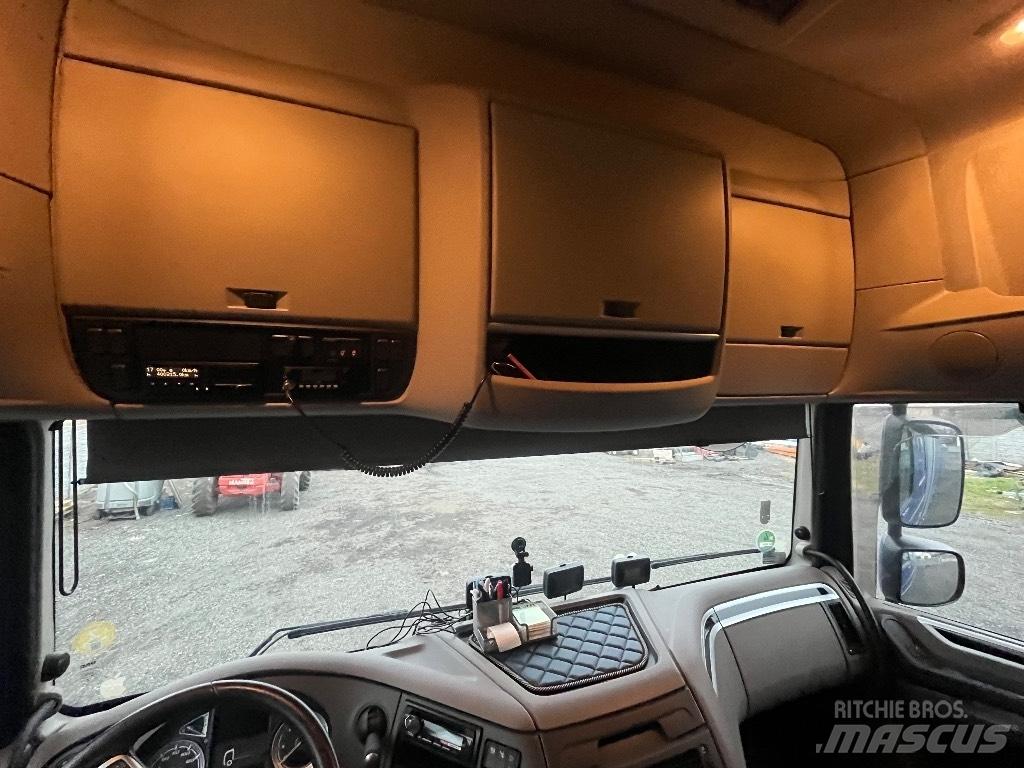 DAF Xf 106 FAR Elhúzható ponyvás