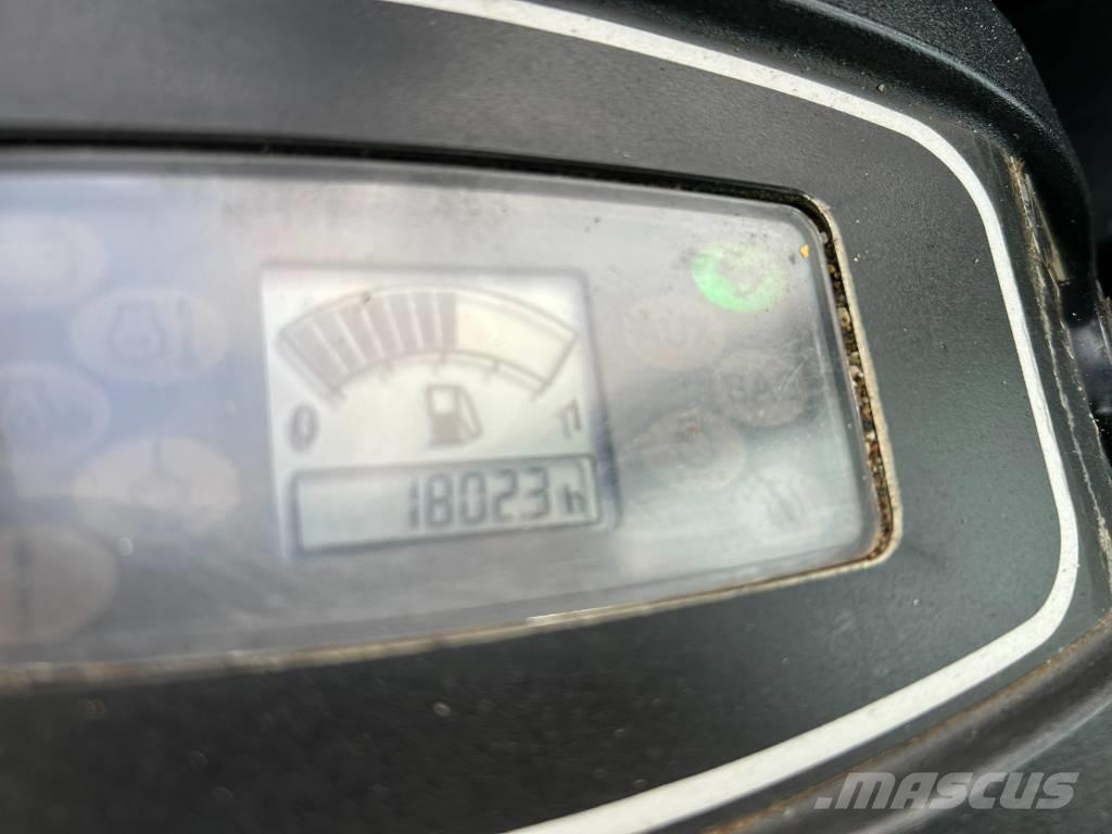 JCB 8026 CTS Mini kotrók < 7t