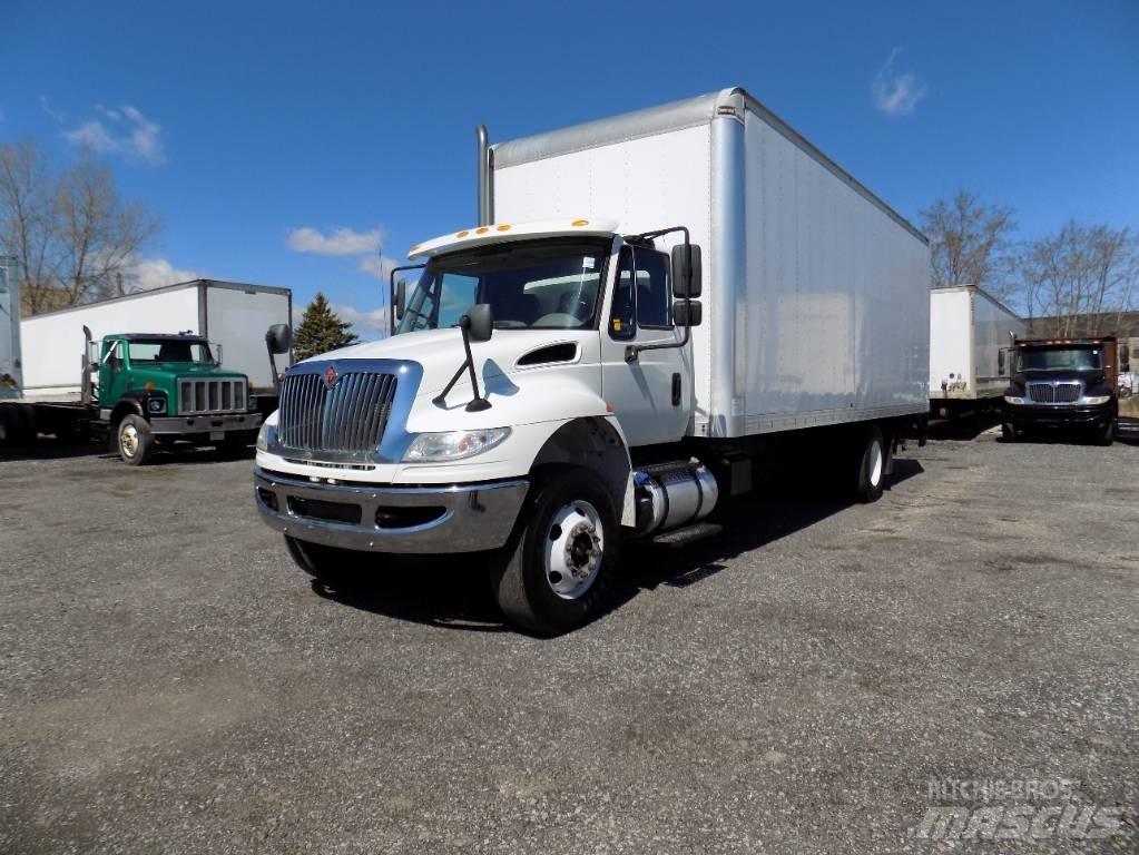 International 4300 Dobozos teherautók