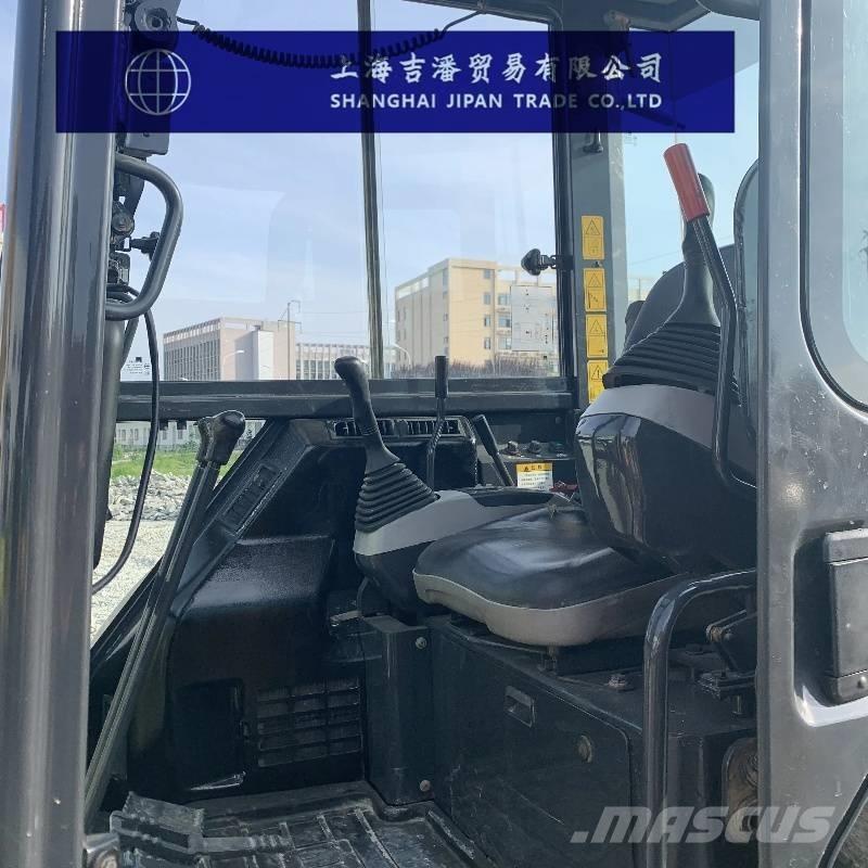 Komatsu PC 55 MR Mini kotrók < 7t