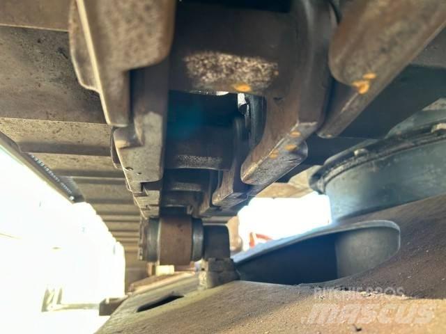 Hitachi ZX 130 Lánctalpas kotrók