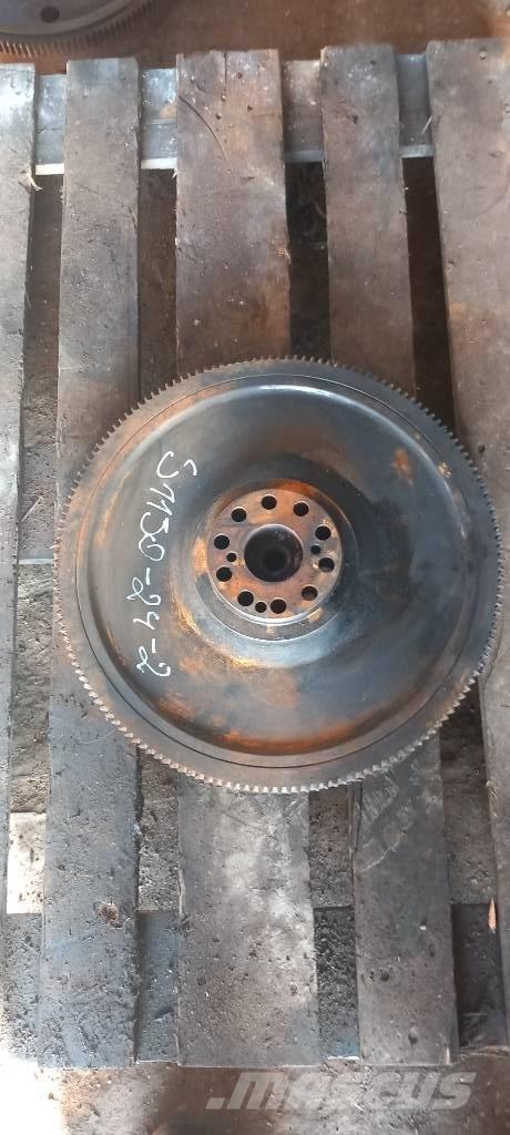 Scania R 440.   1805086 Motorok