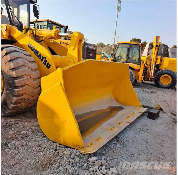 Komatsu WA 470 Gumikerekes homlokrakodók