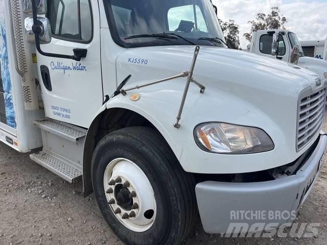 Freightliner M2 Italszállító tehergépkocsik