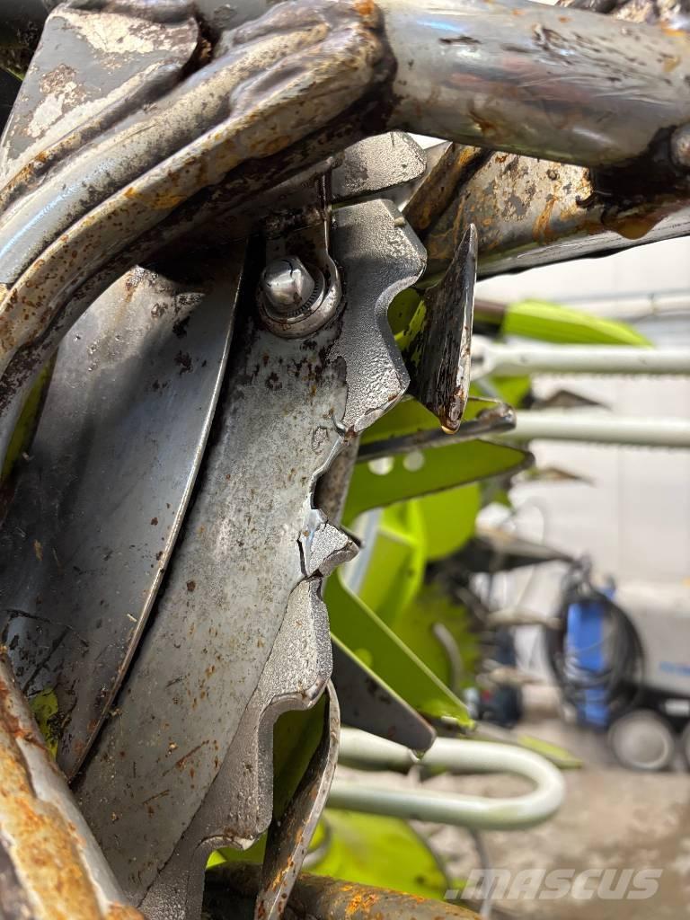 CLAAS Jaguar 960 Önjáró szecskázók