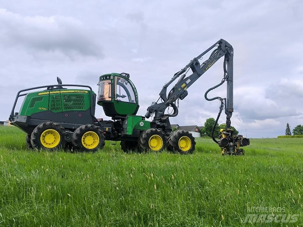 John Deere 1270G 8WD Betakarítók