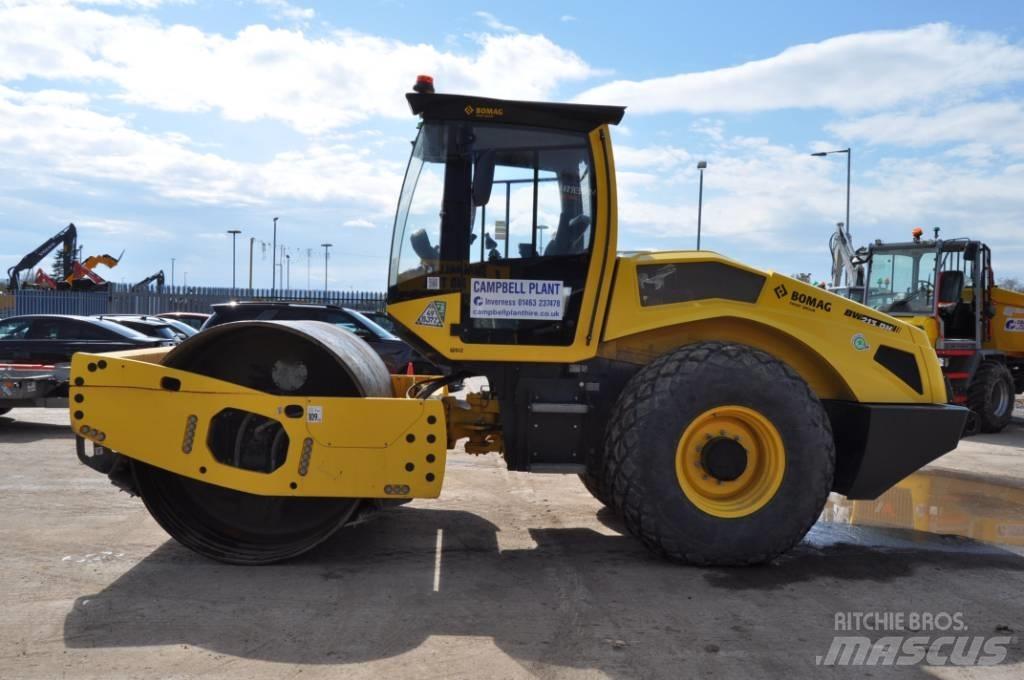 Bomag BW 213 D H-5 Egydobos hengerek