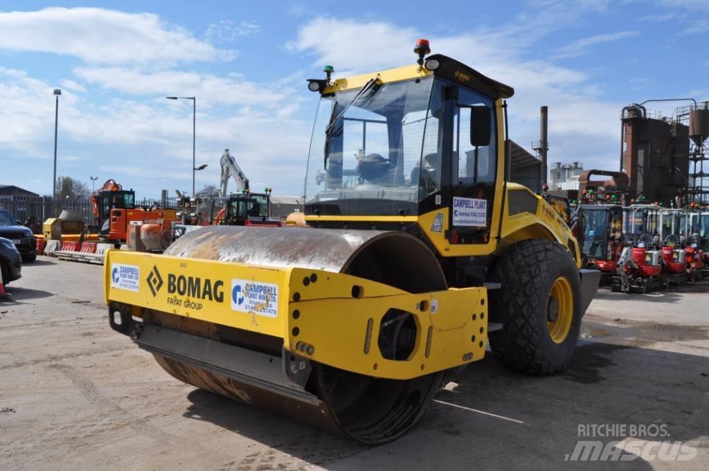 Bomag BW 213 D H-5 Egydobos hengerek