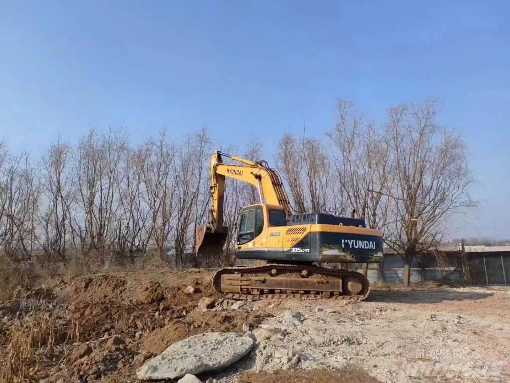 Hyundai R305LC-9T Gumikerekes kotrók