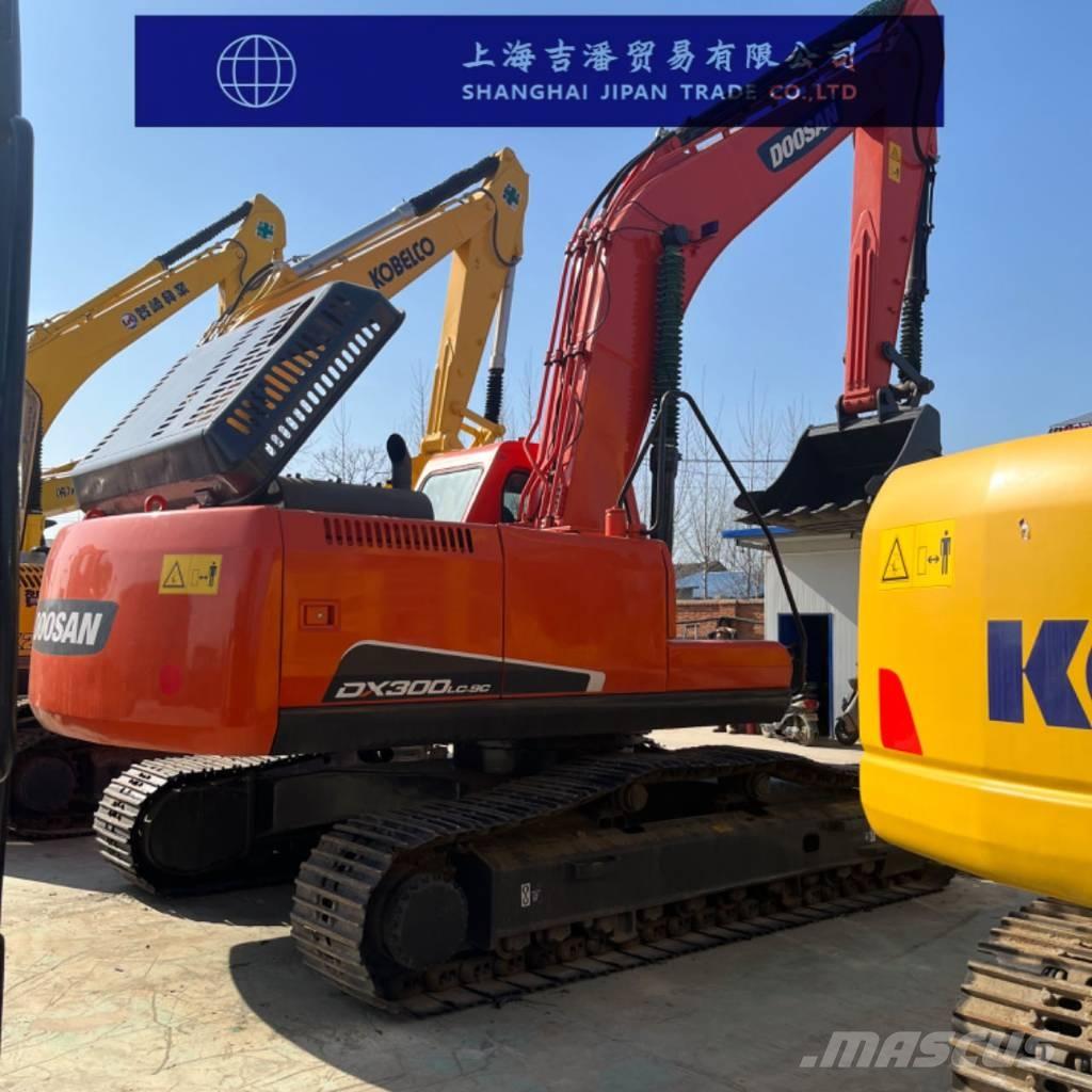 Doosan DX 300 Lánctalpas kotrók
