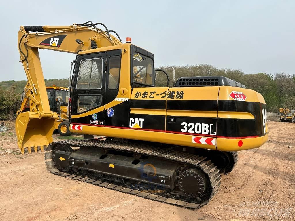 CAT 320 B L Lánctalpas kotrók