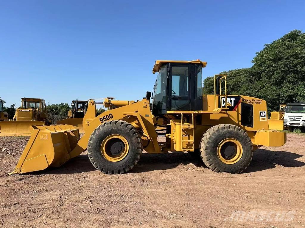 CAT 950 G Gumikerekes homlokrakodók
