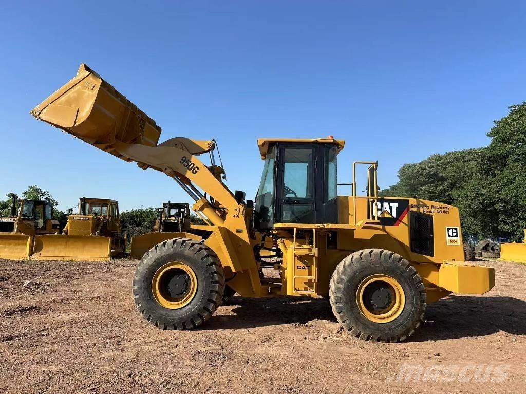 CAT 950 G Gumikerekes homlokrakodók
