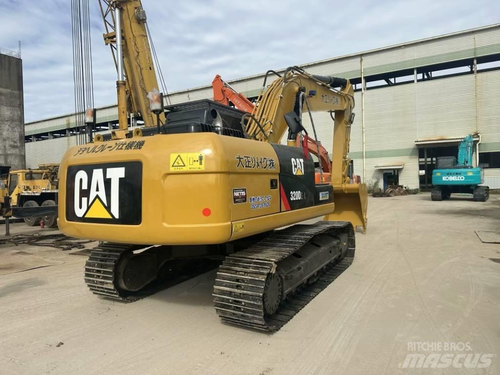CAT 320 D Lánctalpas kotrók
