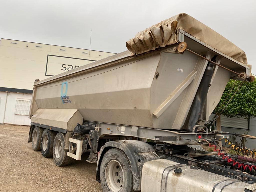 Lecitrailer D-2440 Billenő félpótkocsik