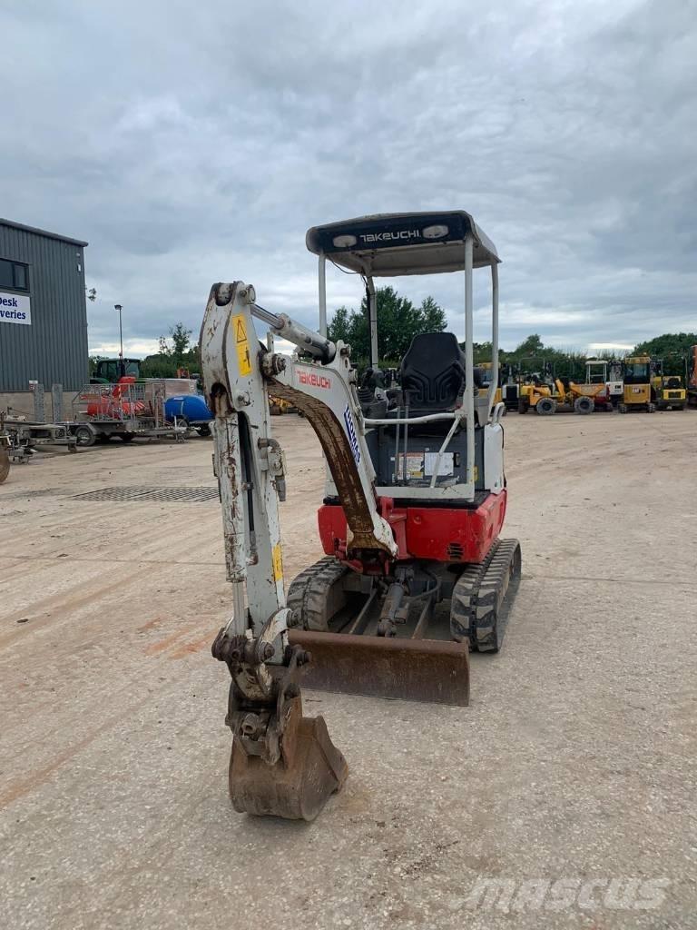 Takeuchi TB 215 R Mini kotrók < 7t