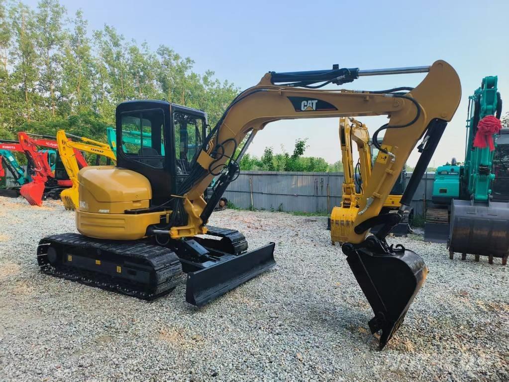 CAT 304 C CR Mini kotrók < 7t