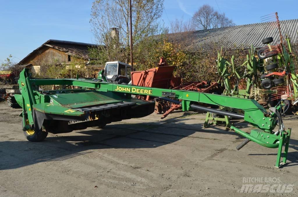 John Deere 530 Kaszák