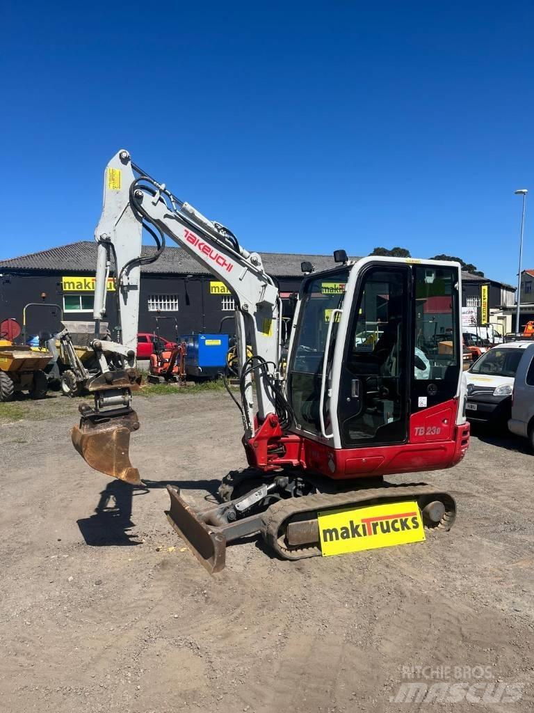 Takeuchi TB230 Mini kotrók < 7t