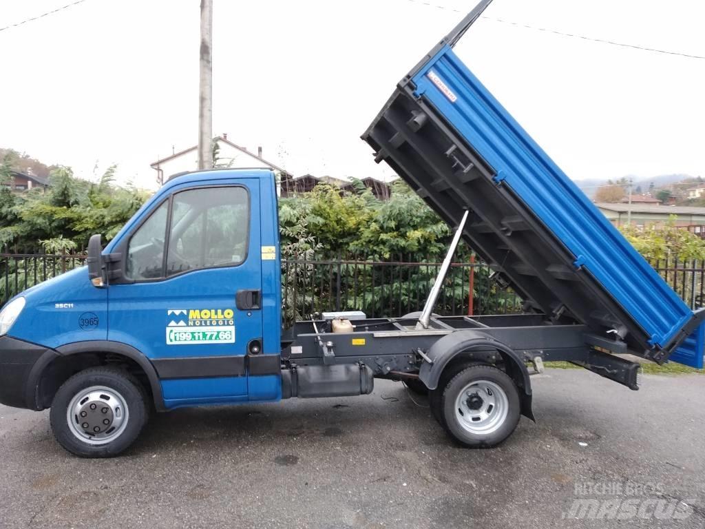 Iveco Daily 35 C 11 Platós / Ponyvás teherautók