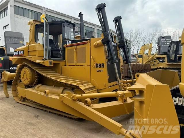 CAT D 8 R lánctalpas dózerek
