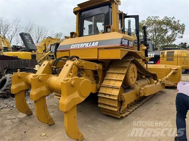 CAT D 8 R lánctalpas dózerek